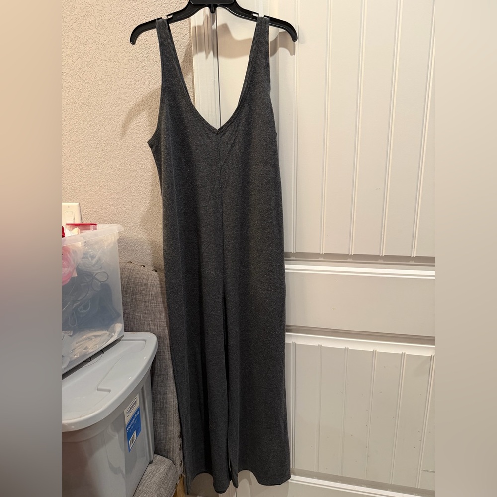 Victoria's Secret Gray knit jumpsuit large